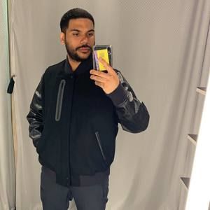 Meet your Posher, Alejandro